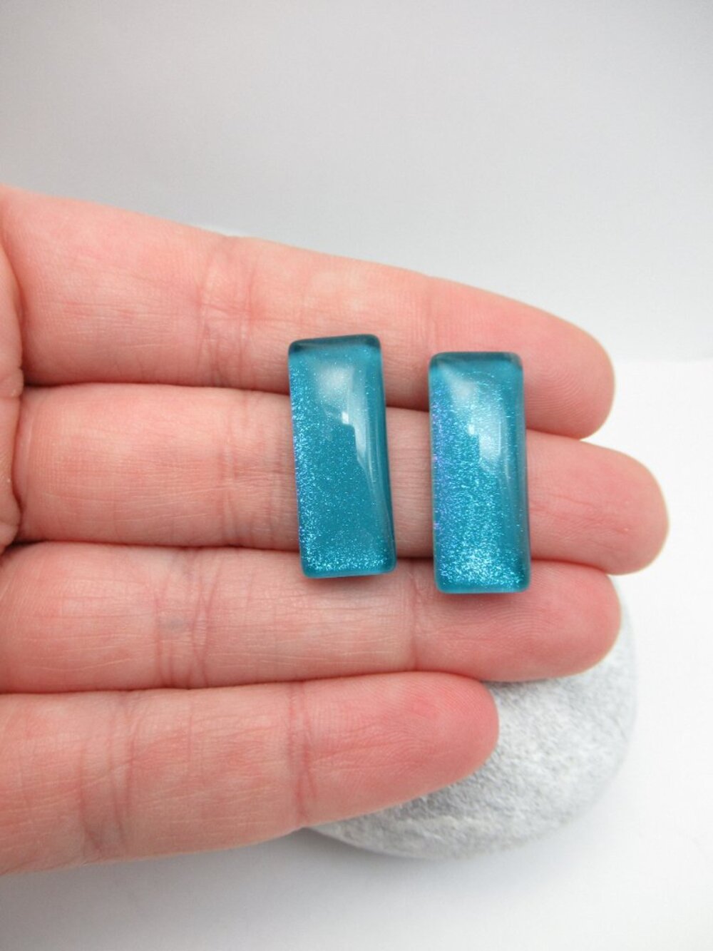 Handmade rectangle post earrings - Picture 7 of 8